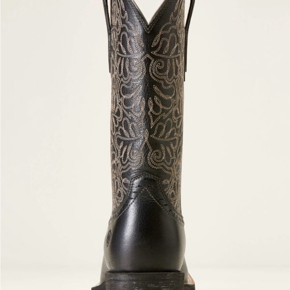 NWT- Ariat Women’s Black Round Up Remuda Wide Square Toe Western Boot Size 7.0B - Picture 7 of 10